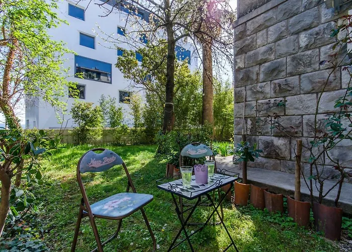 Apartment Hello Love